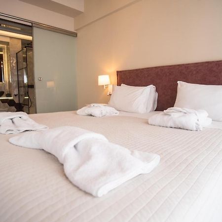 John'S Hotel Chalkís エクステリア 写真